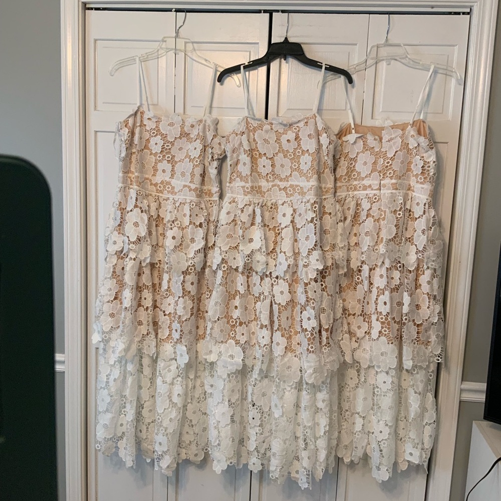 Just Me NWOT White & Nude Floral Lace Tiered Sleeveless Midi Dress